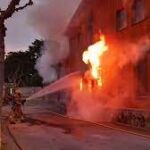 El incendio ha quedado estabilizado al mediodía de este jueves