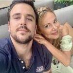 Ana Obreg&oacute;n y su hijo Aless 