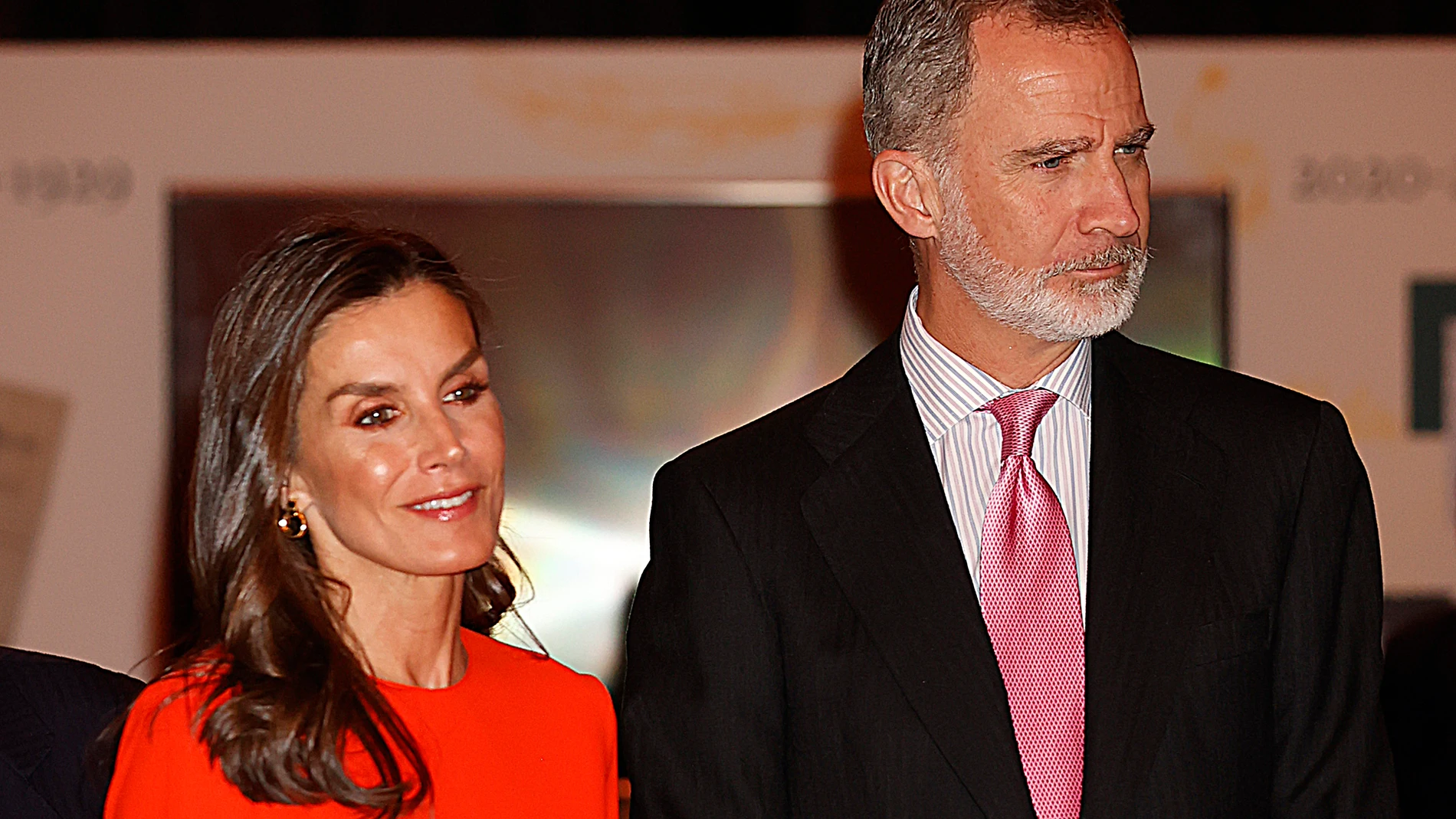 La Reina Letizia con conjunto de Zara.