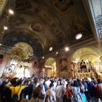 Los pasos de la Hermandad de la Macarena, en el interior de la basílica
