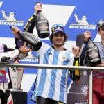 Bezzecchi, Zarco y Álex Márquez, en el podio de Argentina