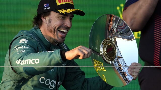 Alonso, tercero en Australia
