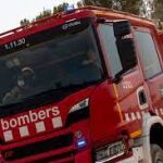 Los Bombers de la Generalitat desplazaron doce dotaciones terrestres al piso 