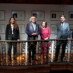 El presidente Alfonso Fernández Mañueco, junto a Gonzalo Santonja, Ester Muñoz, Javier Carrera y Antonio Colinas inauguran el centro cultural