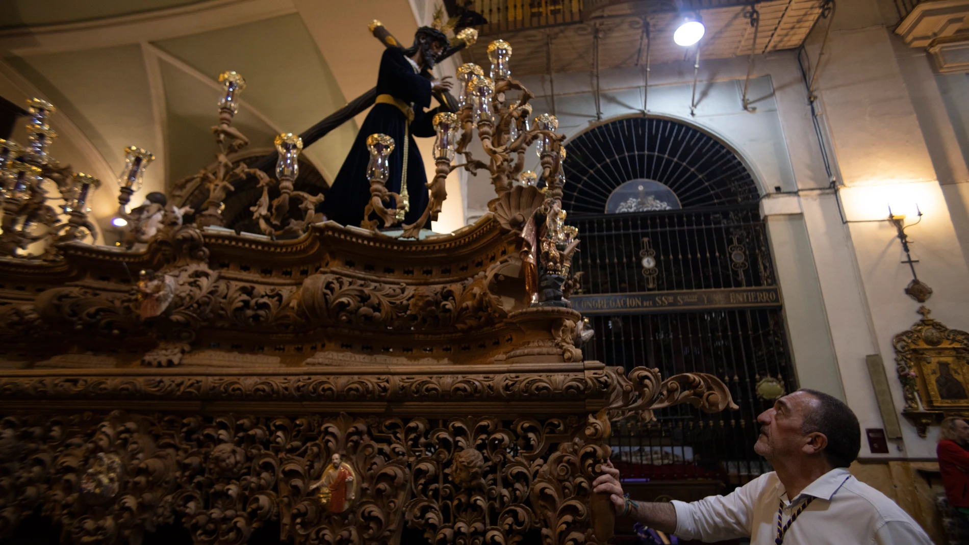 Ricardo, de la Hermandad de los gitanos que perdió a su mujer tras una enfermedad @Gonzalo Pérez Mata