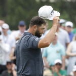Jon Rahm, colíder en Augusta