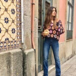 Sara Carbonero luce un jersey de crochet de Zara que es su favorito.