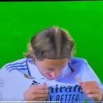 ¿Por qué los jugadores del Real Madrid se huelen la camiseta? Ni lo puedes imaginar