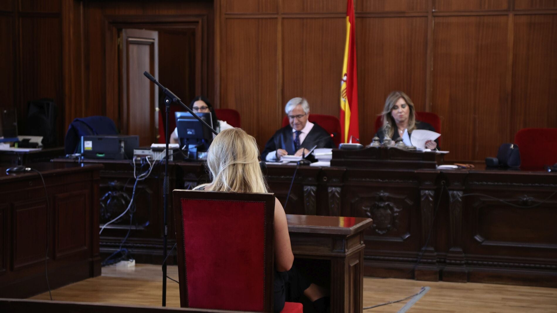 La Fiscalía sube a 31 años su petición para la acusada de asesinar a ...