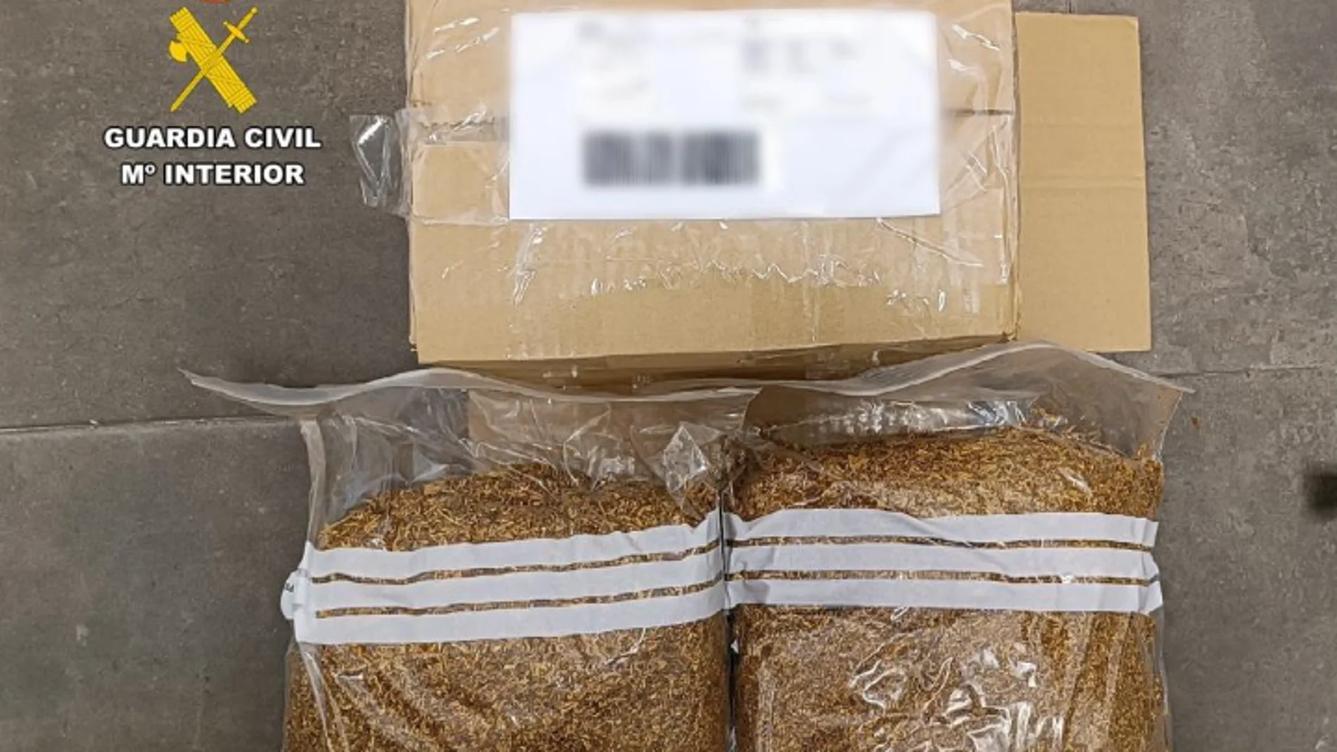 Parte del tabaco recuperado por la Guardia Civil