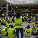 Momento de la asamblea de los taxistas 