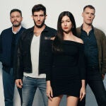 Isak Férriz, Quim Gutiérrez, Úrsula Corberó y José Manuel Poga, reparto de 'El cuerpo en llamas'