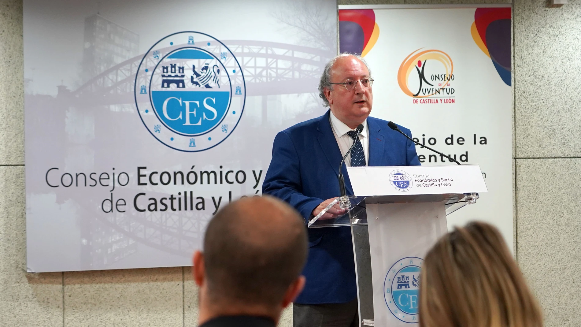Enrique Cabero en la presentación de los datos sobre emancipación
