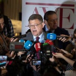 El presidente mantuvo ayer un encuentro con la Asociación Valenciana de Empresarios