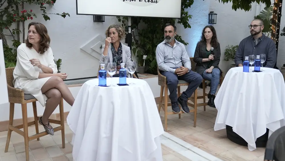 De izquierda a derecha, Elena Ruiz-Mateos, María José Romero, Rafael Monge, Alejandra Gnisci y Jaime Batista