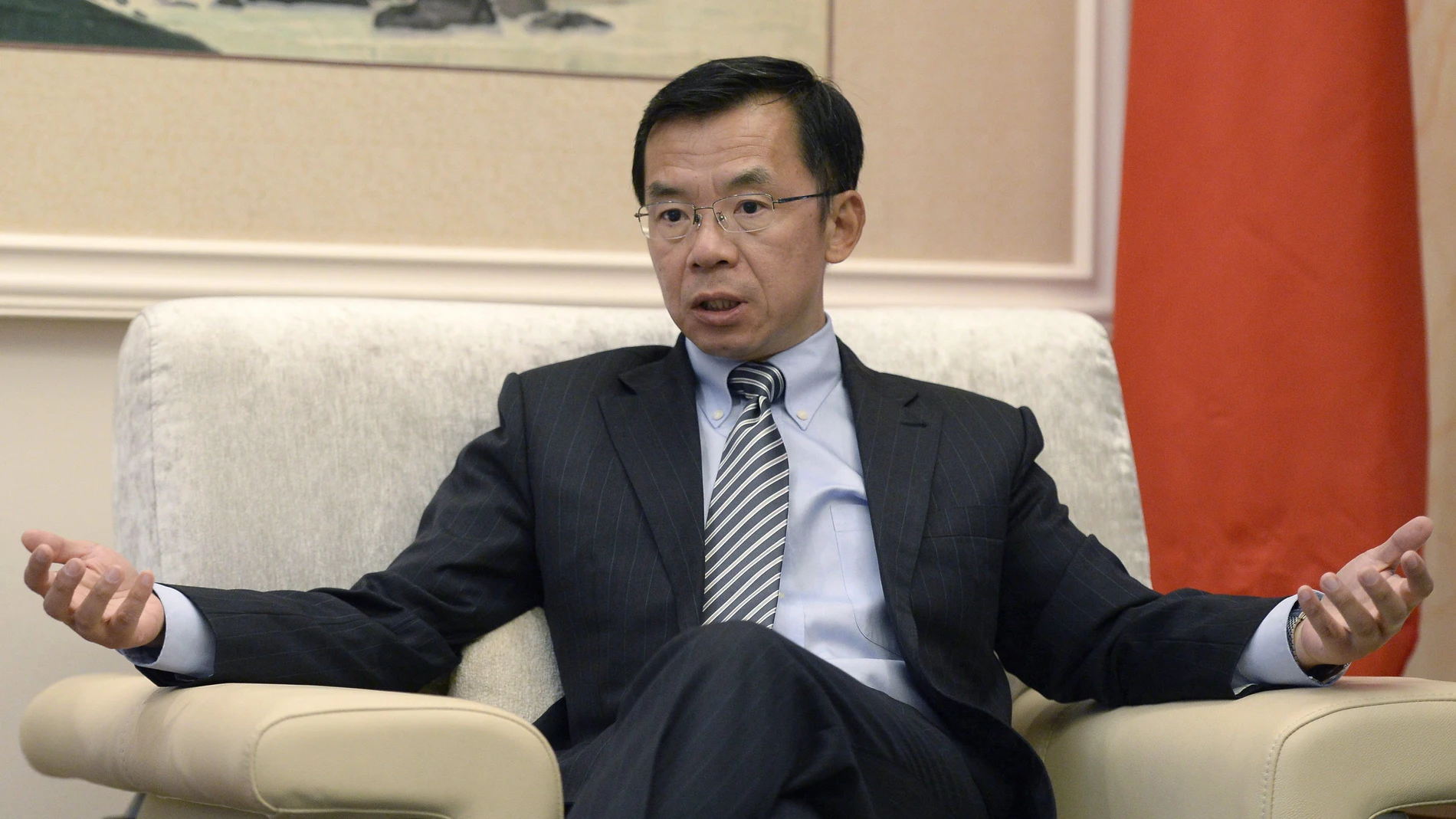 May 24, 2018 - Ottawa, on, Canada - Ambassador of China to Canada Lu Shaye speaks during an interview with the Canadian Press at the Embassy of the People's Republic of China in Ottawa on May 24, 2018. Canada's trade minister is downplaying the forthcoming departure of China's outspoken envoy to Ottawa, saying it will have little impact on the strained relationship because differences between the countries stretch beyond the ambassador's level. Jim Carr says in an interview that the federal government is awaiting the China's decision on its replacement for outgoing ambassador Lu Shaye, who has had harsh words for Canada during his short, two-year tenure. (Foto de ARCHIVO) 24/05/2018