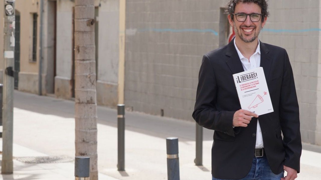 El PP catalán elige a Juan Milián para ser el senador sustituto de Lorena Roldán