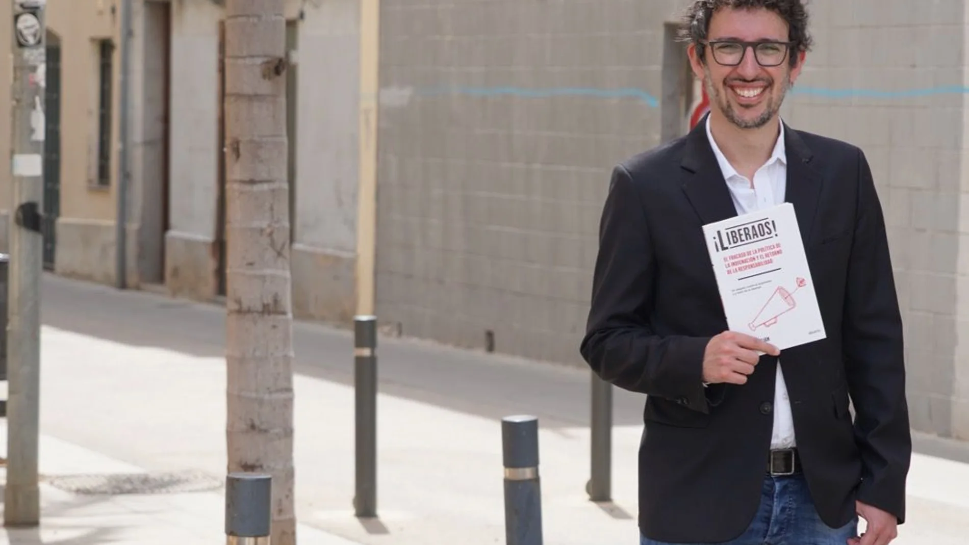 Juan Milián ha publicado el libro "¡Liberaos!" (Deusto)