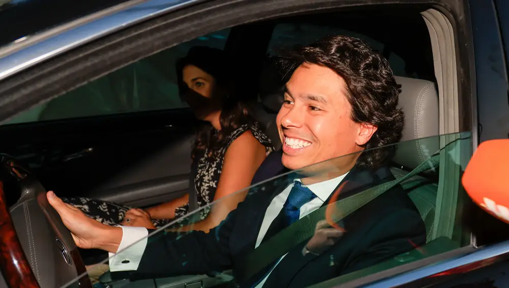 Cristina Fernández y Álvaro Castillejo llegando a la pedida de mano de Tamara Falcó