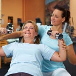El entrenamiento de fuerza y el descanso son necesarios, además de una buena alimentación