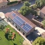 Vista de la planta fotovoltaica instalada en información en tiempo real de los consumos energéticos 