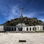 Vista general del Valle de los Caídos, con su gran explanada en primer término