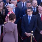 El ministro de Presidencia, Félix Bolaños, frente a la presidenta de la Comunidad de Madrid, Isabel Díaz Ayuso