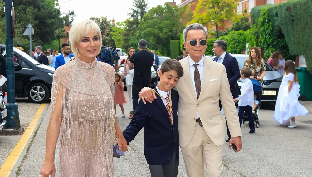 Comunión de José María, hijo de Ortega Cano y Ana María Aldón