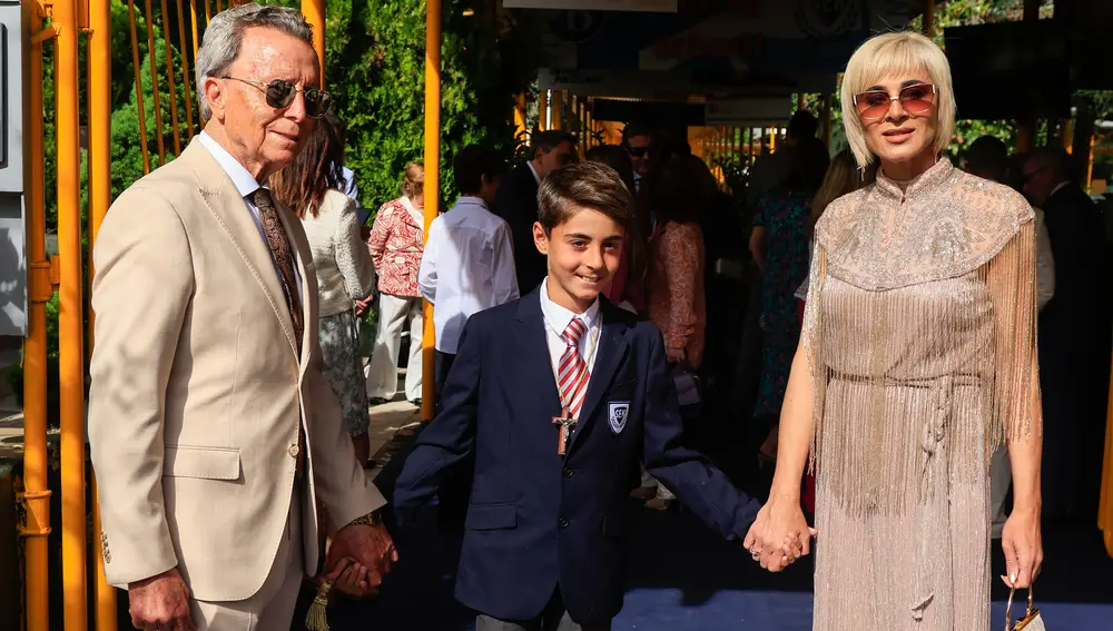 Comunión de José María, hijo de Ortega Cano y Ana María Aldón
