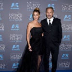 Kevin Costner y Christine Baumgartner