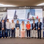 19ª PalmaVela con más de un centenar de barcos de 20 nacionalidades. Desde la izqda.: José Ramón Crespí, David Echauri, Miguel Pastor Jordá, Carles Gonyalons, Javier Sanz, Alejandra Vanolli, Joana María Adrover, Fina Santiago, Emerico Fuster, Xabier Ramis y Miguel Sánchez-Cuenca. 