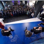 Durante el acto en La Razón