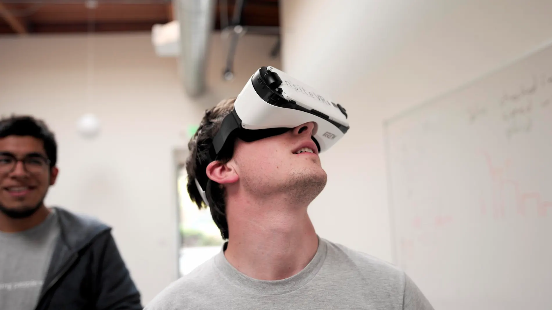 Sam Altman dejó la carrera de Informática para comenzar a emprender a los veinte años