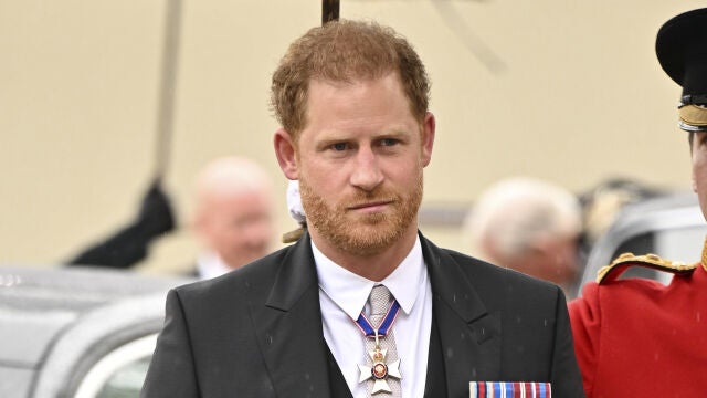 Príncipe Harry en la coronación de Carlos III