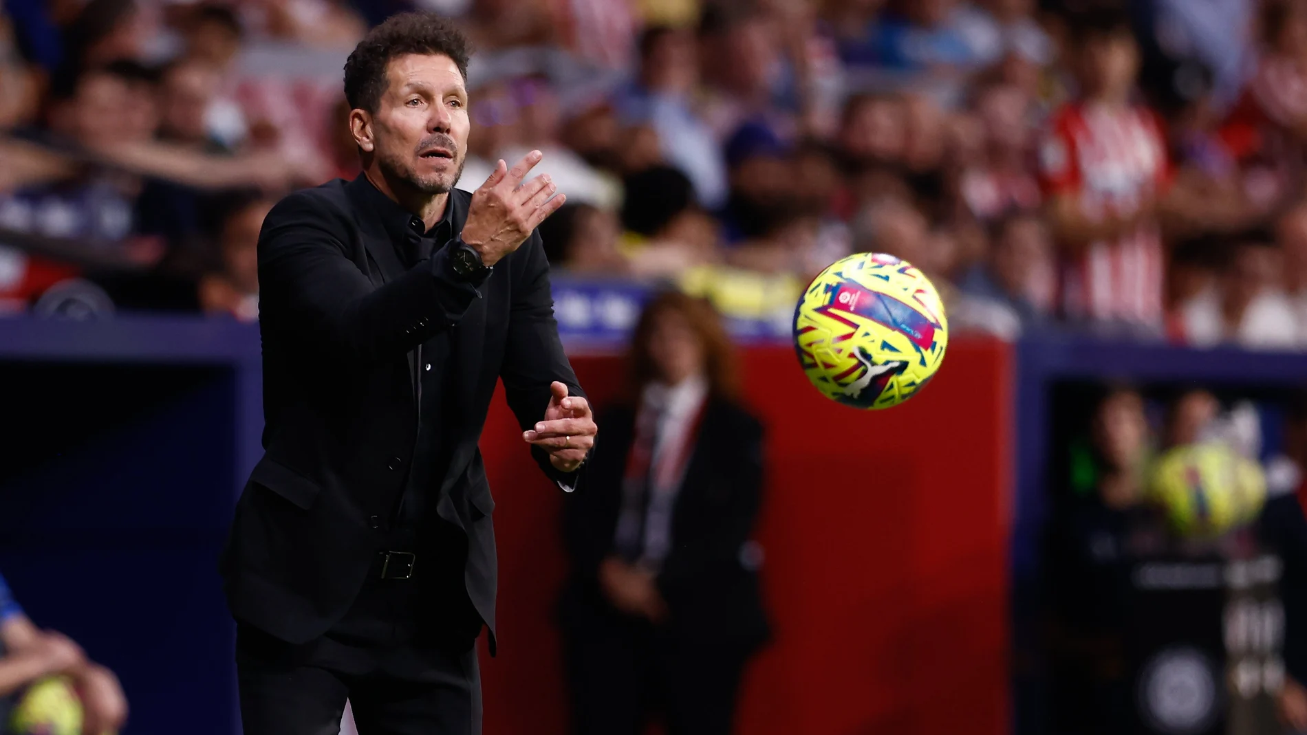 Simeone, en el partido entre el Atlético y el Cádiz