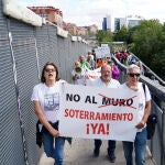 Vecinos de Valladolid en una de las múltiples protestas reclamando el soterramiento