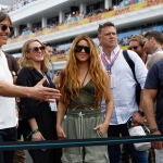 Shakira canta con sus hijos en un videoclip de lo más emotivo.