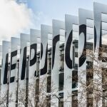 Economía.- CIDE aprueba la venta a Repsol del 50,01% de la comercializadora eléctrica CHC Energía