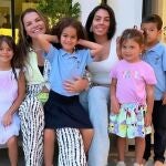 Katia Aveiro y Georgina Rodríguez, con sus hijos