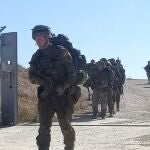 Los paracaidistas regresan tras abortarse el salto en Zaragoza