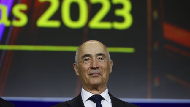 MADRID, 13/04/2023.- EL presidente de Ferrovial, Rafael del Pino, durante en la junta que celebra este jueves la empresa en Madrid, decisiva para su futuro que pasa por trasladar su domicilio social de España a Países Bajos, estrategia en la que ha quedado patente la falta de acuerdo con el Gobierno y para la que se siguen recabando apoyos para sacar adelante la operación.