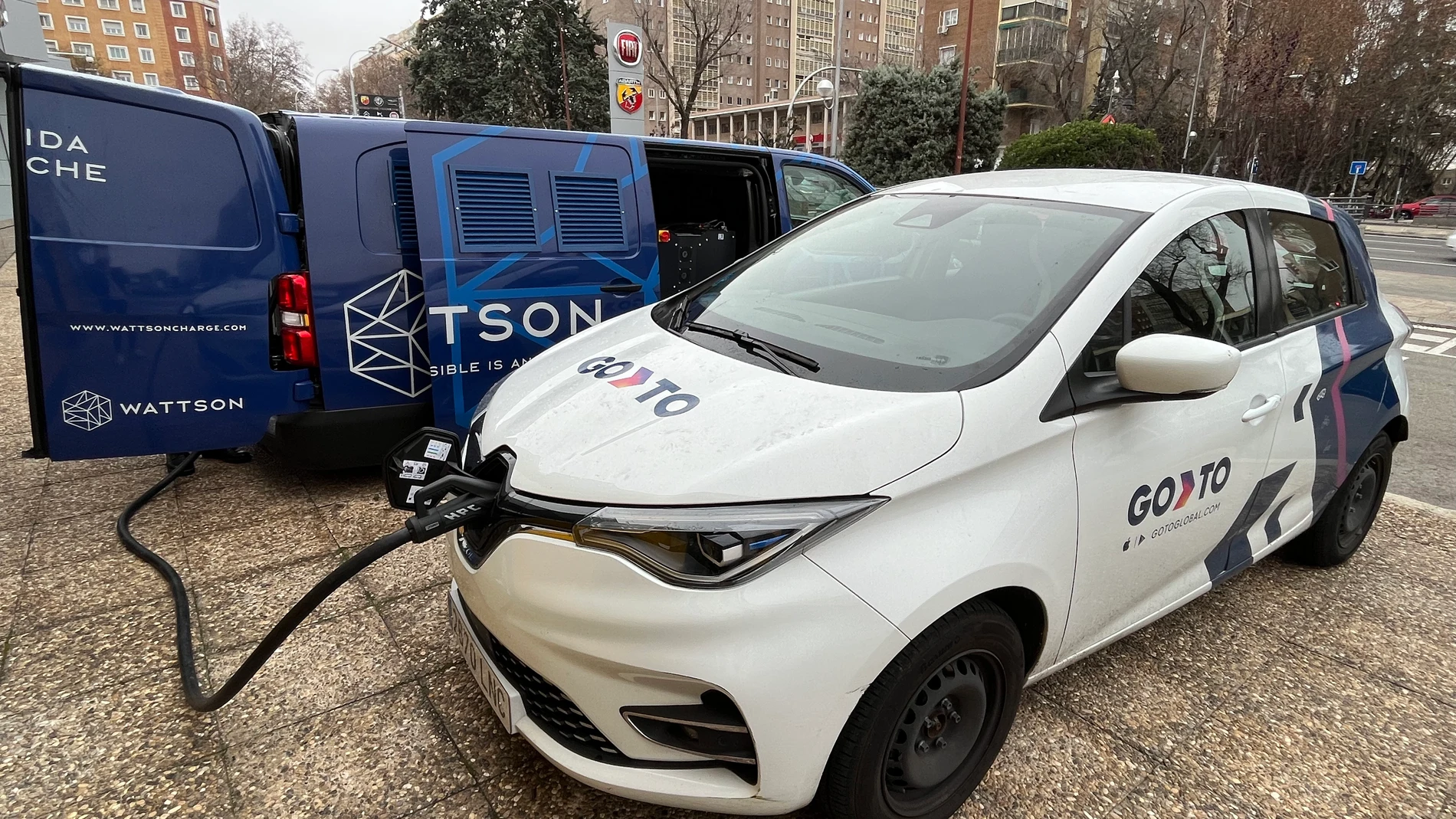 Recarga rápida de vehículos eléctricos allí donde estén, la propuesta de Wattson