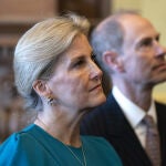 En primer plano, la duquesa de Edimburgo, nuera de la Reina Isabel II