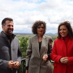 Tudanca junto a Esther Peña y María del Carmen Castillo en Lerma