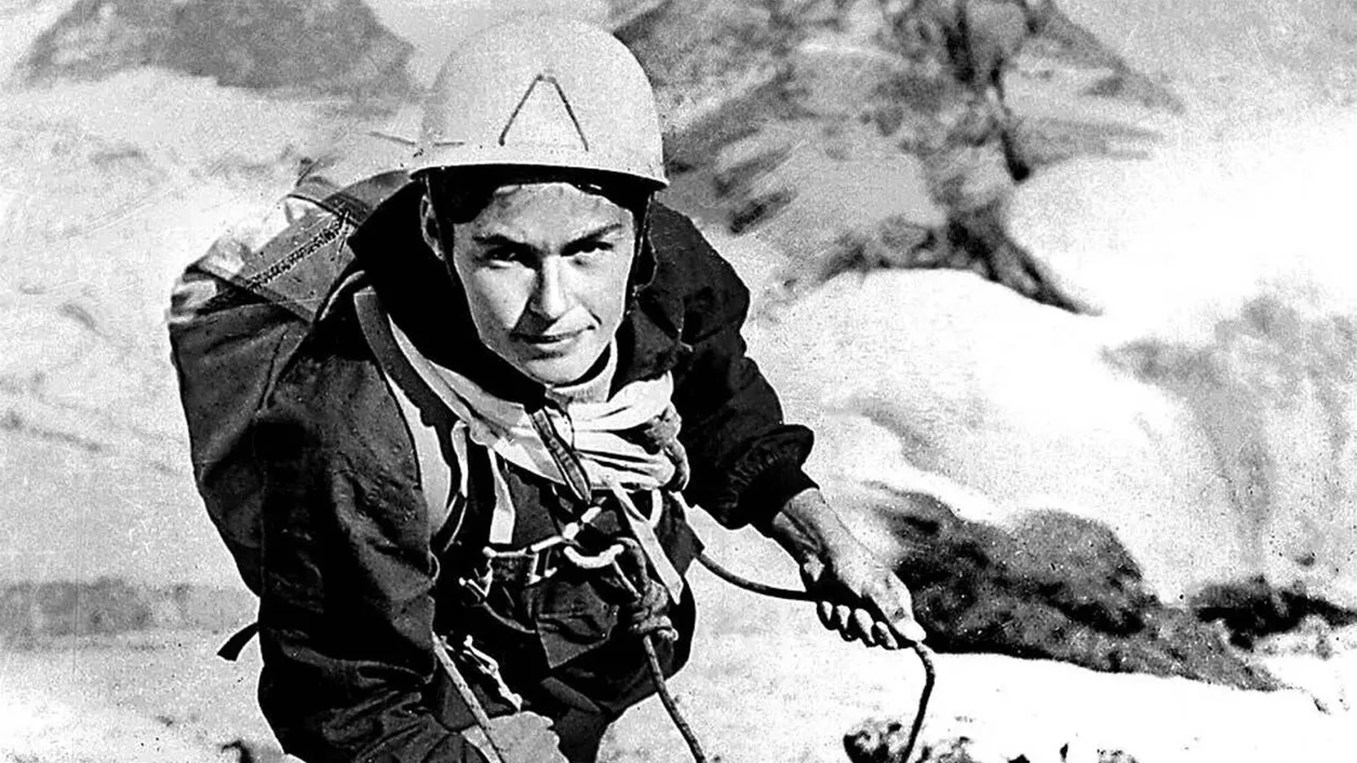 Wanda Rutkiewicz en una subida en los Pirineos, 1969