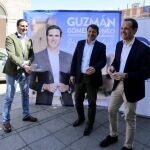 El candidato del PP en Medina del Campo, Guzmán Gómez, junto a Mañueco y Conrado Íscar
