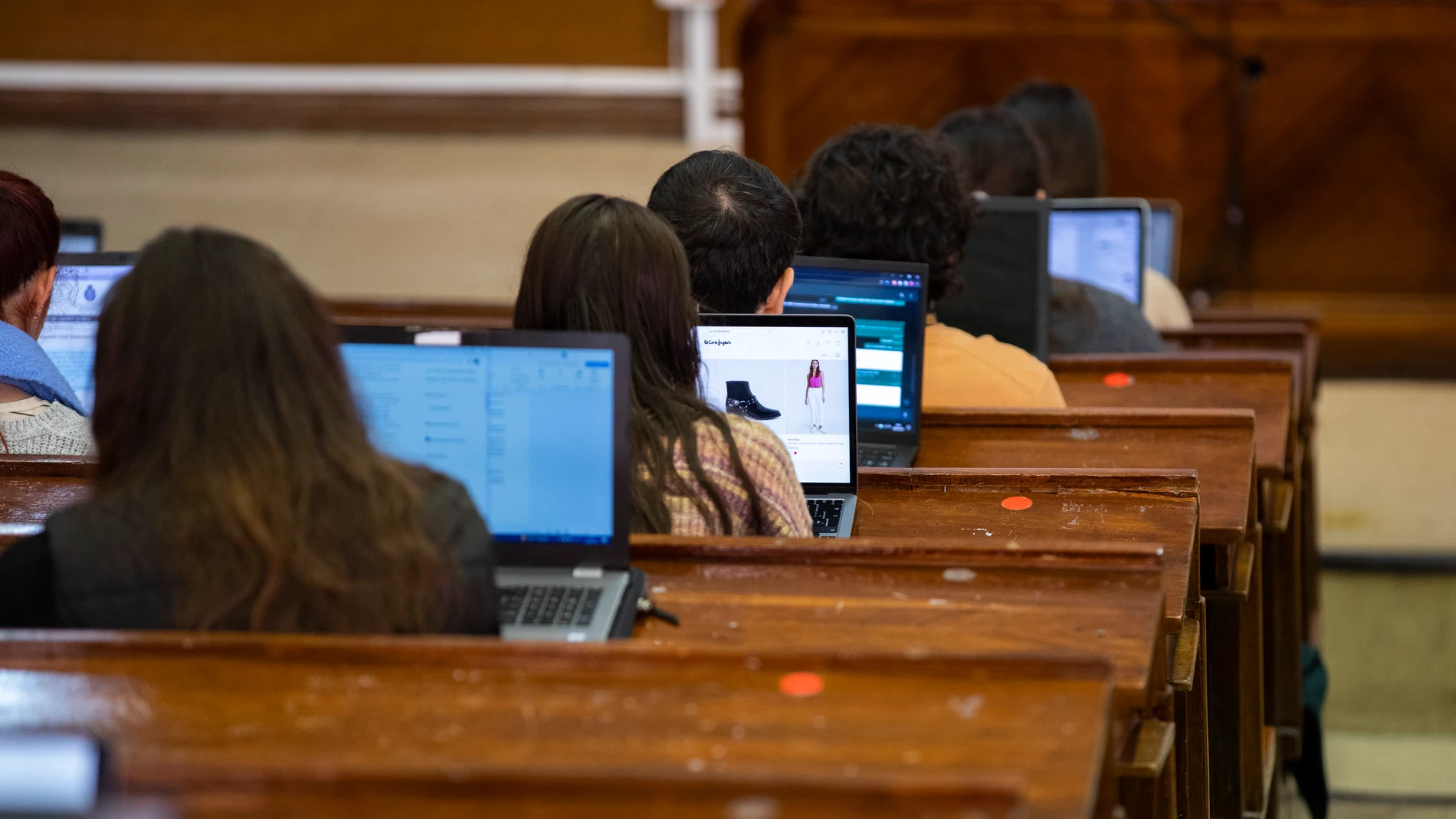 Las titulaciones con más empleo en España