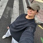 Vicky Martín Berrocal con chándal cómodo.