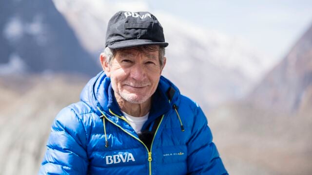 Carlos Soria sufre una lesión en la tibia cuando se dirigía a la cima del Dhaulagiri
