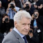 Cannes (France), 19/05/2023.- US actor Harrison Ford attends the photocall for 'Indiana Jones and the Dial of Destiny' during the 76th annual Cannes Film Festival, in Cannes, France, 19 May 2023. The festival runs from 16 to 27 May. (Cine, Francia) 
